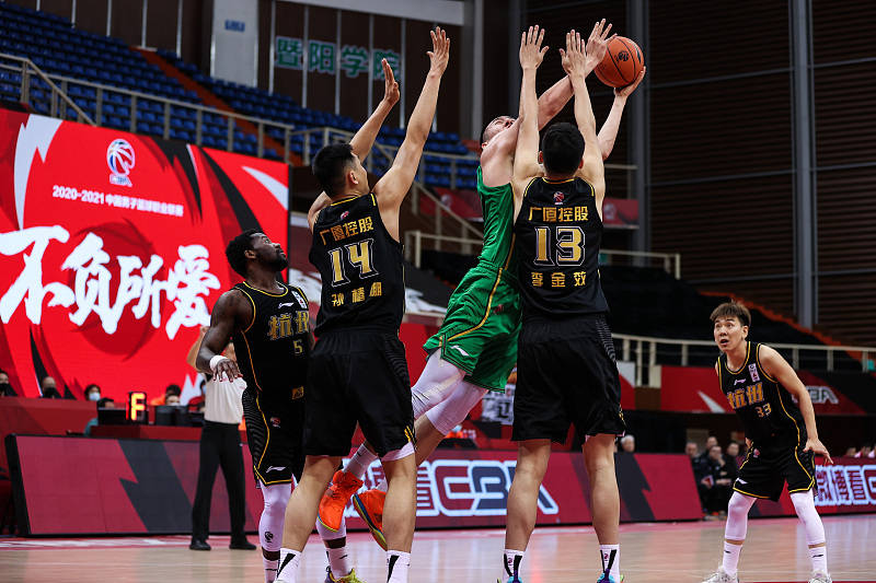 202223年cba联赛临场裁判员名单