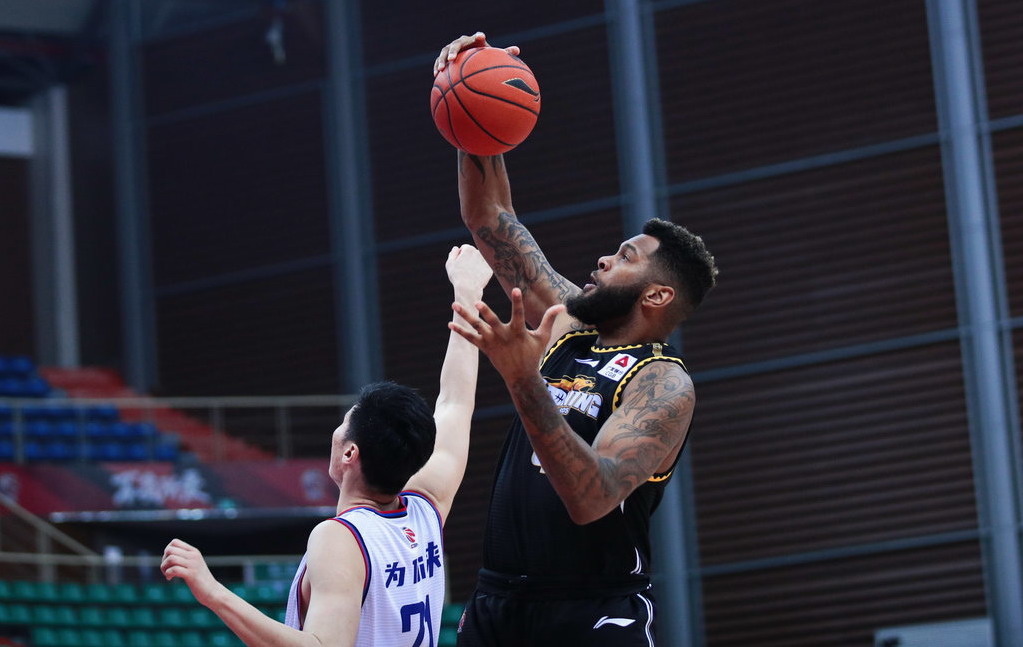 今晚中超武汉三镇比赛直播