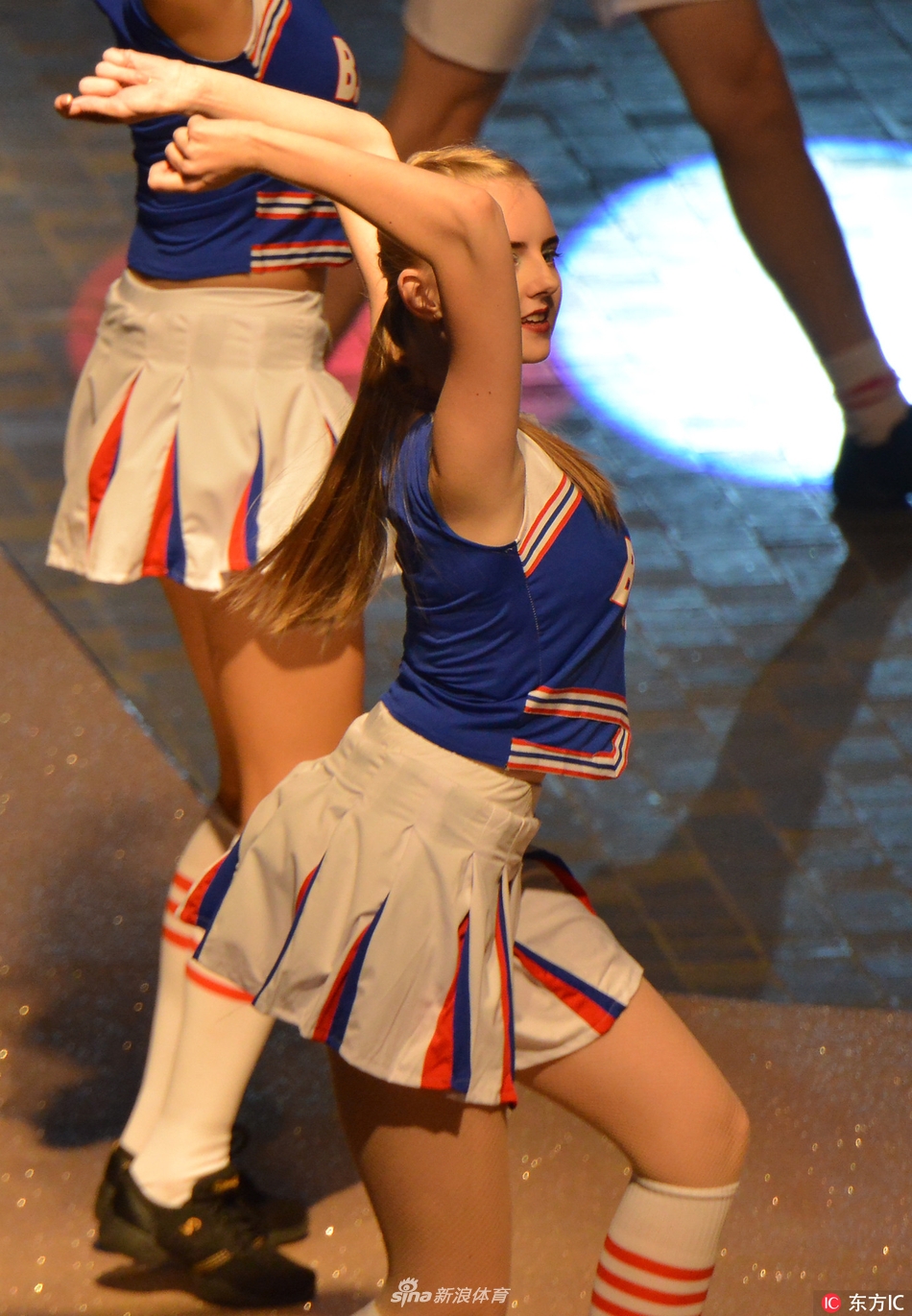 足球比赛前热身运动有哪些