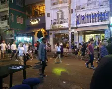 步行者引援